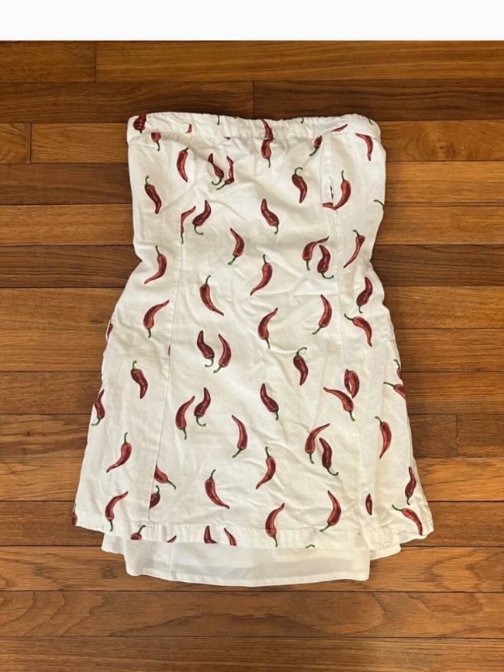 Jessica Simpson White Strapless Dress with Red Pepper Print Size Med